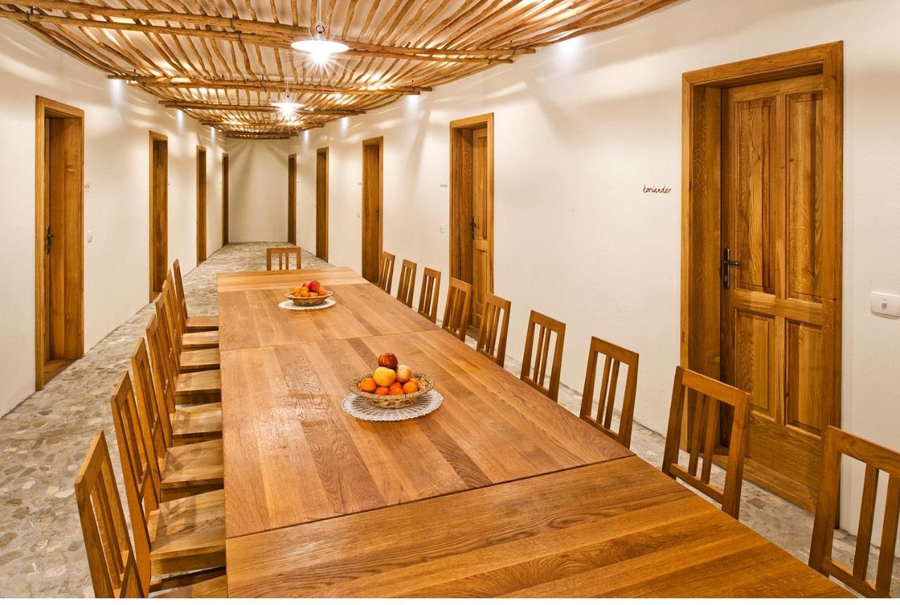 Majerija Hotel Vipava Kültér fotó