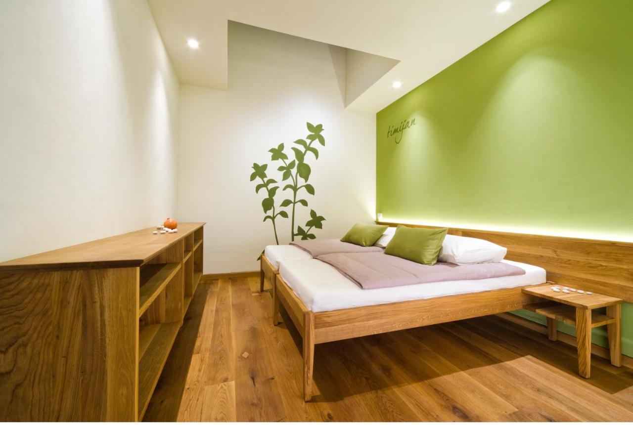 Majerija Hotel Vipava Kültér fotó