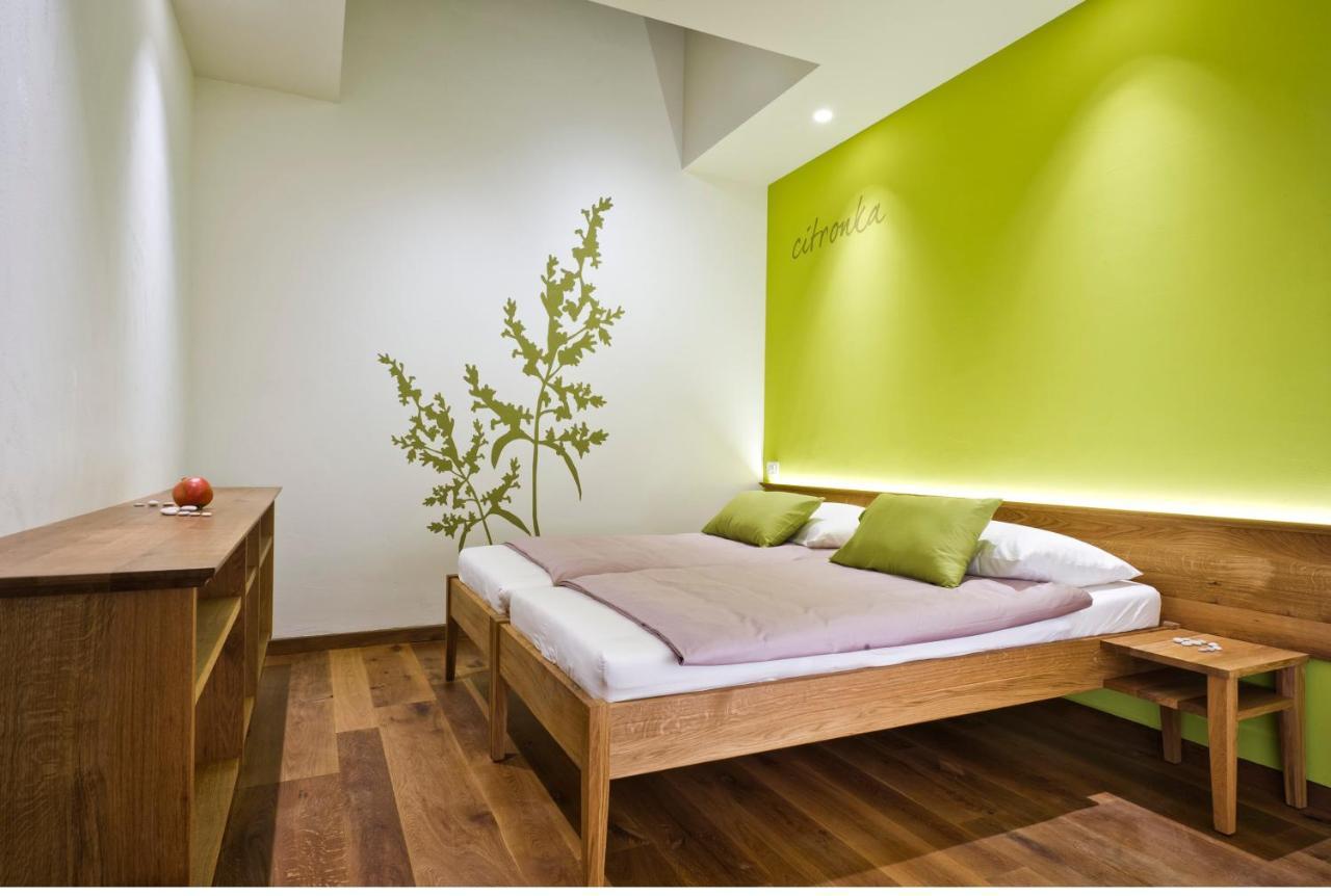 Majerija Hotel Vipava Kültér fotó