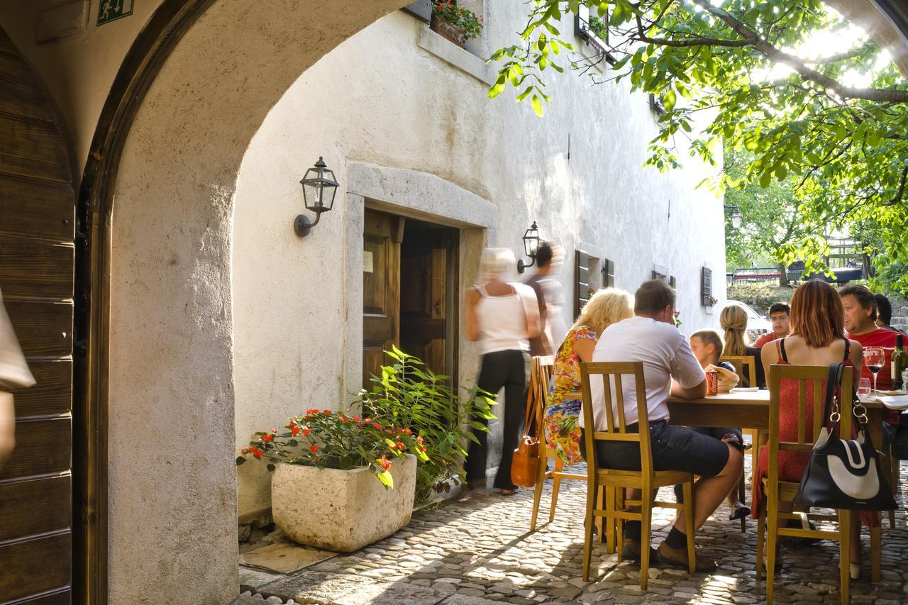Majerija Hotel Vipava Szoba fotó